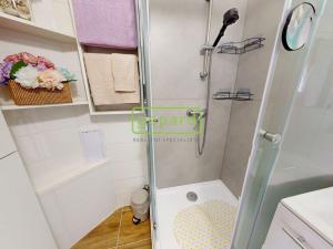 Prodej bytu 2+1, Teplice, Svojsíkova, 53 m2