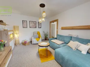 Prodej bytu 2+1, Teplice, Svojsíkova, 53 m2