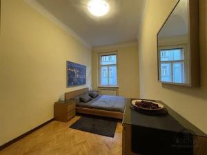 Pronájem bytu 2+kk, Praha - Žižkov, Cimburkova, 35 m2