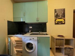 Pronájem bytu 2+kk, Praha - Žižkov, Cimburkova, 35 m2