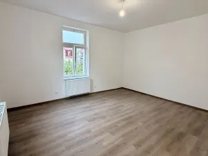 Prodej bytu 1+kk, Mariánské Lázně, Hlavní třída, 31 m2