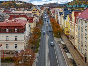 Prodej bytu 1+kk, Mariánské Lázně, Hlavní třída, 25 m2
