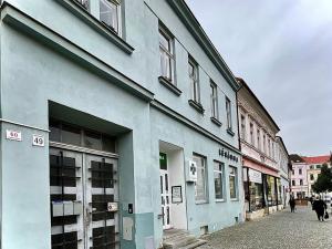 Pronájem bytu 1+1, Třebíč, Karlovo nám., 57 m2