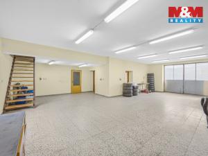 Prodej obchodního prostoru, Rožnov, 122 m2