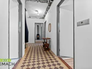 Prodej rodinného domu, Tučapy, 301 m2