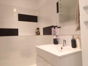 Pronájem bytu 2+kk, Pardubice - Cihelna, U Josefa, 47 m2