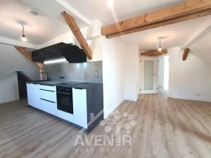 Prodej bytu 1+kk, Jablonec nad Nisou, Anenské náměstí, 59 m2