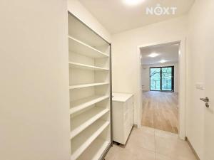Pronájem bytu 1+kk, Praha - Břevnov, Radimova, 38 m2