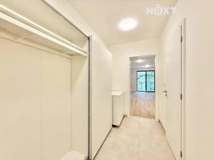 Pronájem bytu 1+kk, Praha - Břevnov, Radimova, 38 m2
