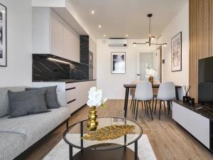 Prodej bytu 2+kk, Praha - Stodůlky, Hábova, 48 m2