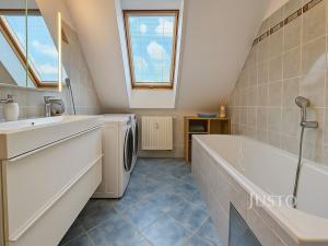 Prodej bytu 4+kk, Písek, Budějovická, 93 m2