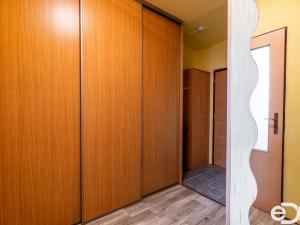 Prodej bytu 2+kk, Kladno, Vít. Nezvala, 44 m2