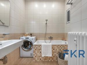 Prodej bytu 1+1, Praha - Dejvice, Koulova, 56 m2