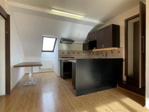 Pronájem bytu 3+kk, Kolín - Kolín IV, Komenského, 94 m2