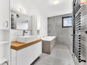 Prodej bytu 4+kk, Praha - Koloděje, Podzámecká, 125 m2