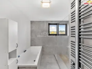 Prodej bytu 4+kk, Praha - Koloděje, Podzámecká, 125 m2