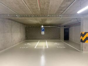 Prodej garážového stání, Praha, Pasecká, 38 m2