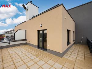 Pronájem bytu 1+kk, Praha - Hlubočepy, Fabiánové, 34 m2