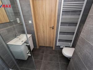 Pronájem bytu 1+kk, Praha - Hlubočepy, Fabiánové, 34 m2