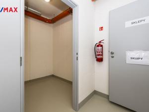 Pronájem bytu 1+kk, Praha - Hlubočepy, Fabiánové, 34 m2