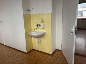 Pronájem kanceláře, Brno, Hněvkovského, 109 m2