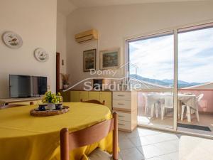 Prodej bytu 1+1, Badesi, Sardinie, Itálie, 41 m2