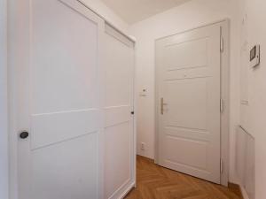 Pronájem bytu 2+kk, Praha - Staré Město, Kozí, 50 m2