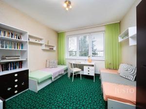 Prodej bytu 3+1, České Budějovice, Písecká, 70 m2