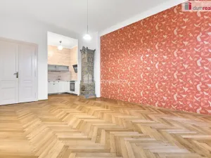 Prodej bytu 2+kk, Karlovy Vary, Svahová, 94 m2