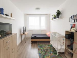 Pronájem bytu 2+kk, Praha - Háje, Ocelíkova, 42 m2
