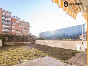 Pronájem bytu 2+kk, Brno, Majdalenky, 65 m2