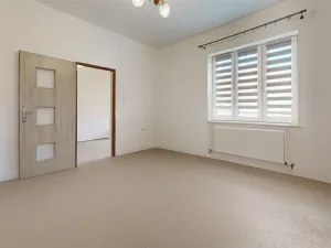 Prodej rodinného domu, Dobkovice, 250 m2