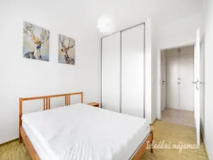 Pronájem bytu 2+kk, Praha - Kyje, Federova, 52 m2