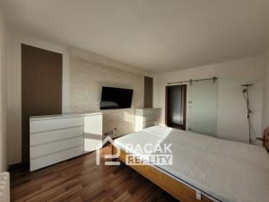 Pronájem bytu 2+kk, Olomouc, Nedvědova, 57 m2