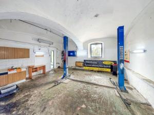 Pronájem výrobních prostor, Pardubice - Zelené Předměstí, Jana Palacha, 211 m2