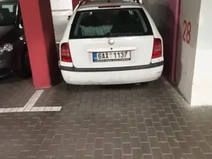 Prodej garážového stání, Praha - Liboc, Pod cihelnou, 13 m2