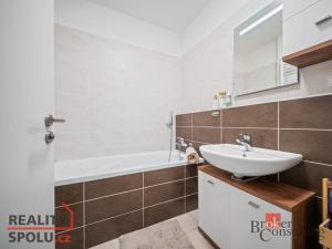 Prodej bytu 2+kk, Hradec Králové - Nový Hradec Králové, Antonína Petrofa, 54 m2