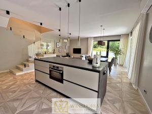 Prodej rodinného domu, Mošćenička Draga,Chorvatsko, 162 m2