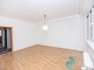 Pronájem bytu 3+1, Praha, Na Mlejnku, 79 m2