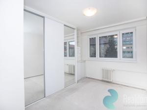 Pronájem bytu 3+1, Praha, Na Mlejnku, 79 m2