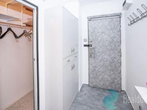 Pronájem bytu 3+1, Praha, Na Mlejnku, 79 m2