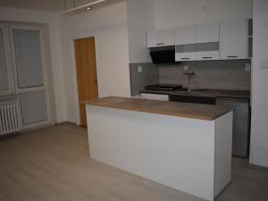 Pronájem bytu 2+kk, Frýdek-Místek, Bavlnářská, 46 m2