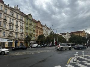 Pronájem obchodního prostoru, Praha - Nusle, Čestmírova, 26 m2