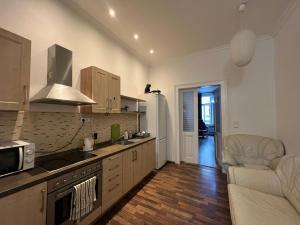 Pronájem bytu 2+kk, Praha - Žižkov, Jeseniova, 45 m2