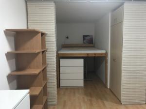 Pronájem bytu 1+kk, Praha, Třinecká, 29 m2