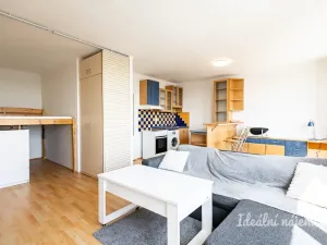 Pronájem bytu 1+kk, Praha - Letňany, Třinecká, 39 m2
