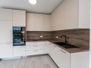 Pronájem bytu 3+kk, Praha - Libeň, Kotlaska, 84 m2