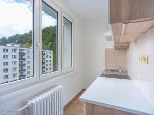 Prodej bytu 3+1, Úpice, Pod Skalkou, 64 m2