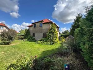 Prodej rodinného domu, Praha - Koloděje, V lipách, 140 m2