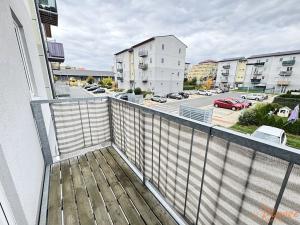 Pronájem bytu 1+kk, Kladno, Generála Selnera, 35 m2